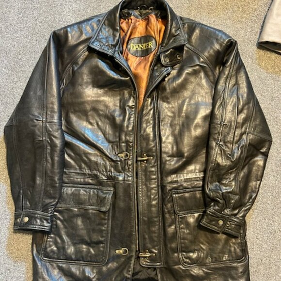 Men's Leather Coat - Picture 4 of 4